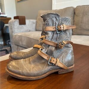 A.S. 98 Topanga Distressed Leather Ankle Boot